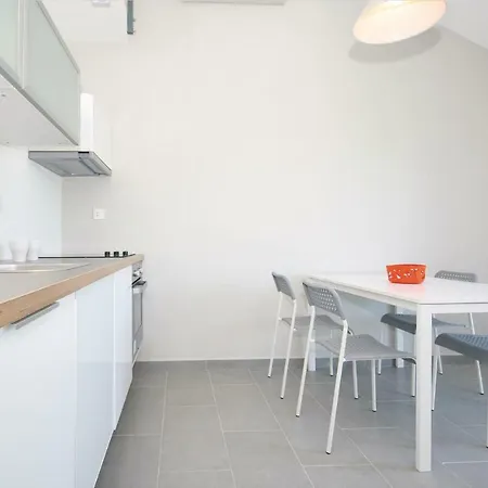 Appartement Srima *lxxx * *