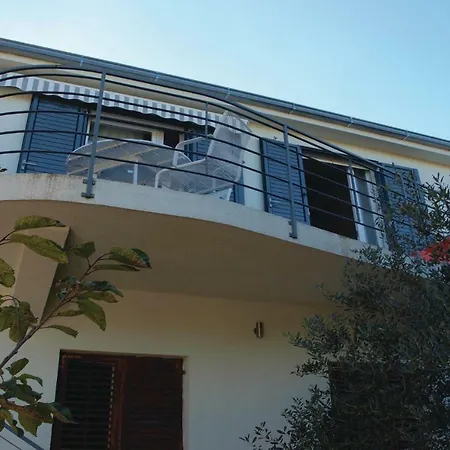 Srima *lxxx * * Vodice