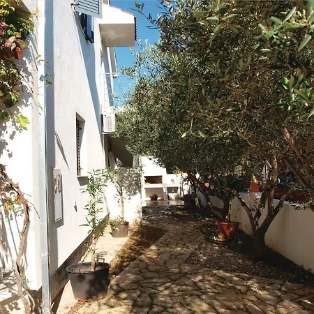 Srima *lxxx * Appartement Vodice